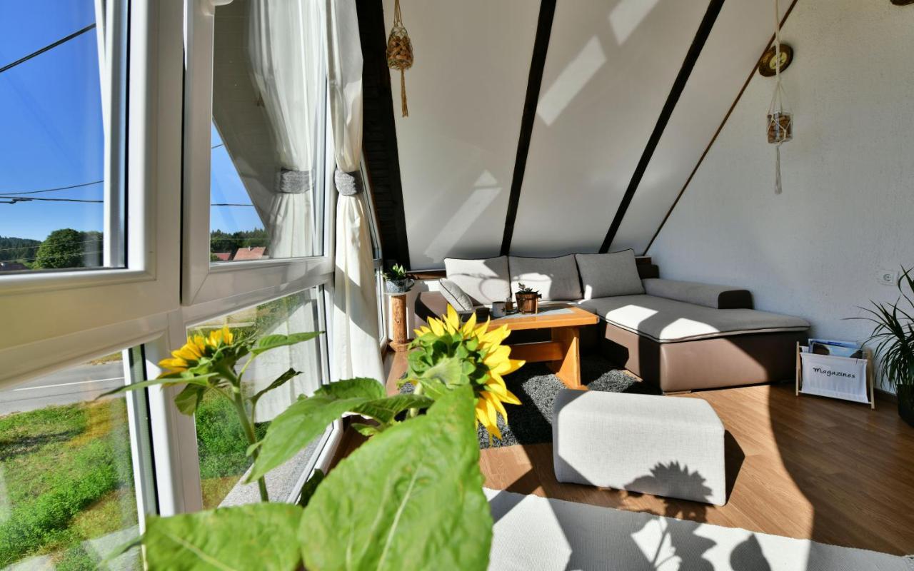 Rooms & Apartment Milan Saborsko Exterior foto